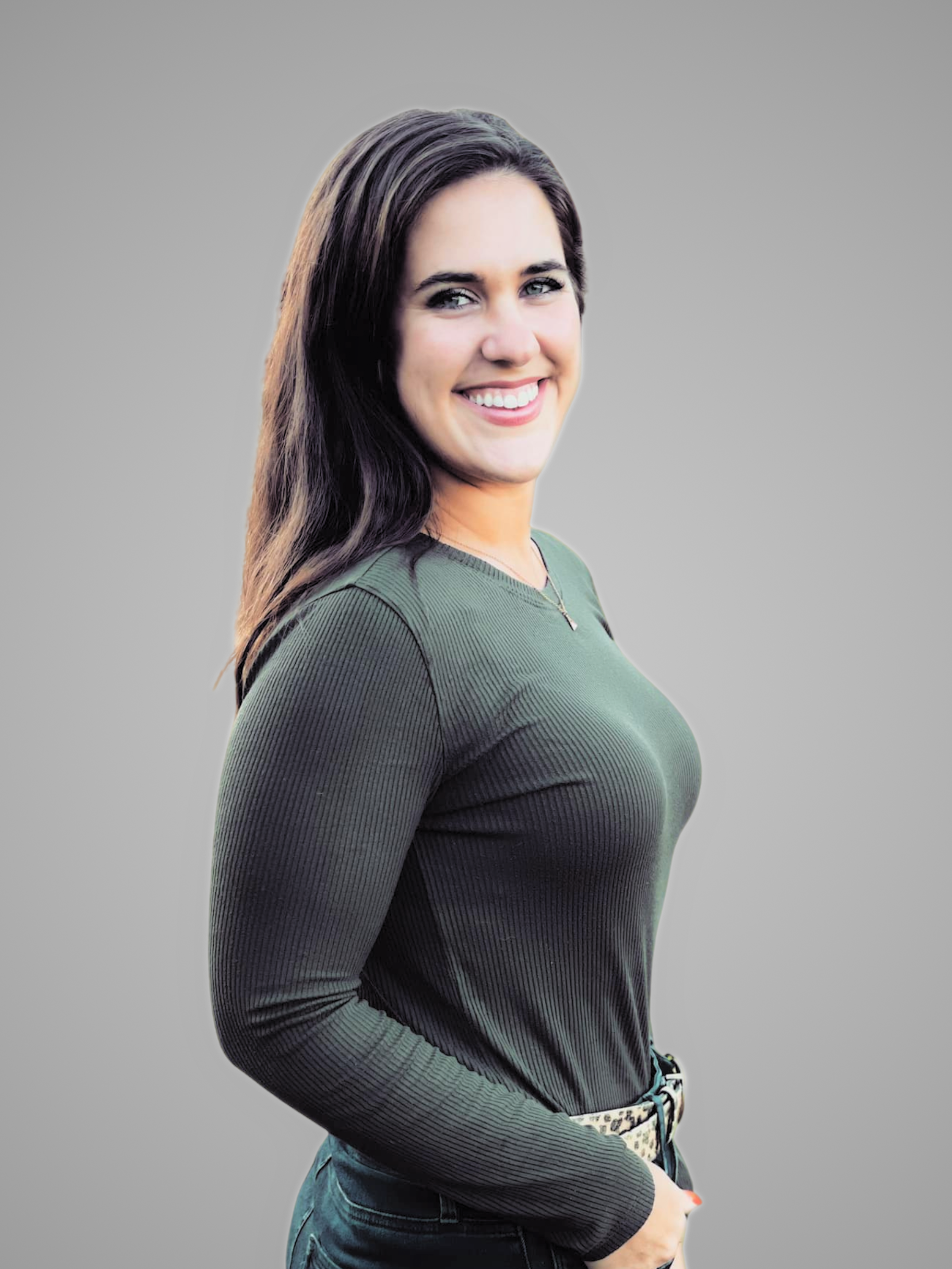 Ep 27:  The Journey Within: Healing, Tribe & Transformation with Hannah Schwoerer