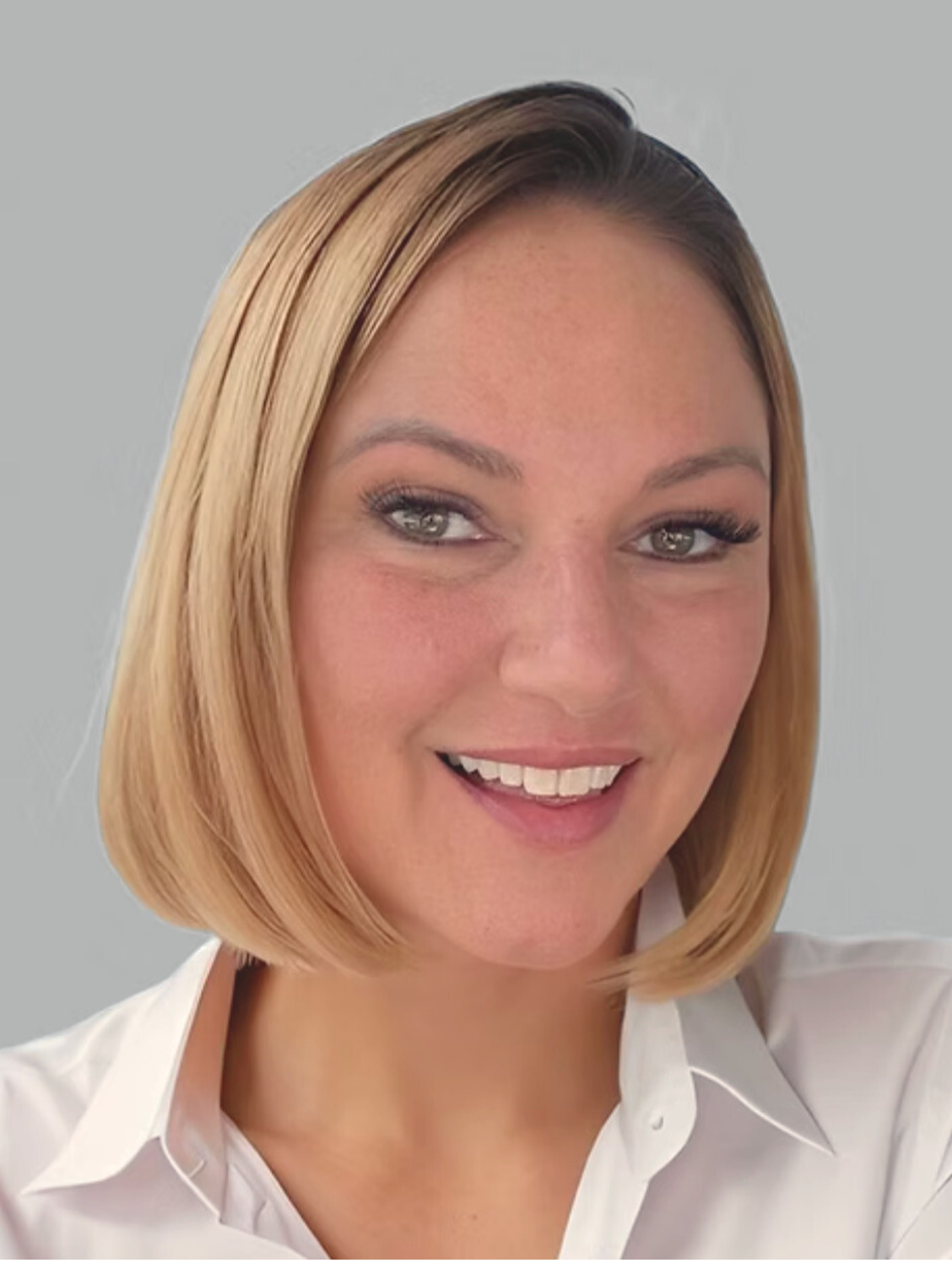 Ep 29:  Inside the Health System: Nurse Kerrie Exposes Truths About Modern Medicine & Natural Healing